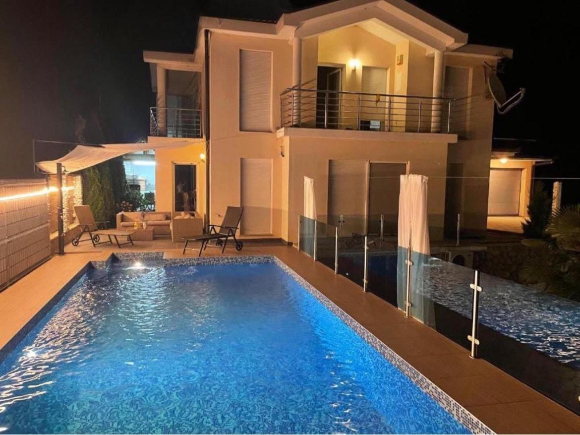 Ferienhaus Široki Brijeg Exteriör bild